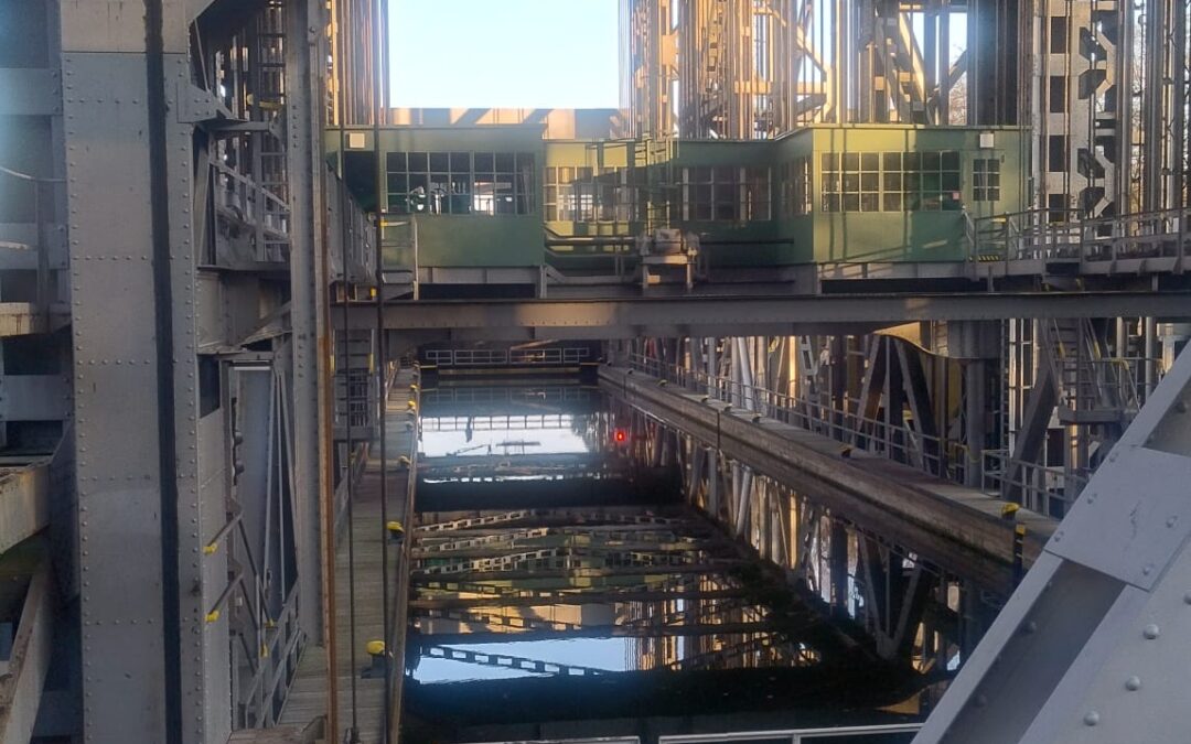 UNTER-sicht: Schiffshebewerk in Niederfinow (Brandenburg)